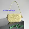 Womens Knot With Strap Minaudiere Clutch BotegaVeneta Padded Intreccio Leather Minaudiere With Cross-body Leather Braided Strap Metallic Knot Closure U0CI