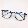 Cadres de lunettes de soleil 49-22-146 Titanium Haut-qualité carré Eyeglass Prescription verres ronds Designer Optical Black Frame Light Metal