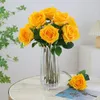 Decoratieve bloemen Mydrateren Real Touch Rose Flores Artificiales Handbouquet Wedding Party Event Stage Setting Display Latex Flower Diy