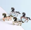 Animal Horse Gutta Percha Colored Brosch Pin Jewelry Yiwu Jewelry1039881
