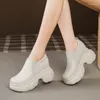 Zapatos casuales 10 cm Mujeres Altura de cuero genuina Slip en plataforma Sneakers Slakers de primavera Autumn Sneaker