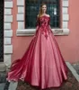 Robes de bal à manches longues de luxe 2019 de la dentelle épaule 3D Fleurs Sweet 16 Open plus taille Poule Prom Robes de soirée Wear2394539