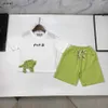 Luxury Baby TrackSuits Wzór dinozaurowy Drukuj Summer Summer krótkie rękawy Projektowanie Ubrania Rozmiar 90-150 cm Chłopcy T-shirty i krótkie krótkie