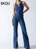 Bkqu Backless Heart Cutout Bodycon Suit pour femmes Summer Blue Sans manches Slim One-Piece Tenues Retro Denim Jumps Contanes 240408