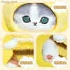 Bonecas de pelúcia yoyo original mofusand gato abelha fofa gatos de tubarão de pelúcia cos 20cm 8 polegadas séries de abelhas kawaii macho de pelúcia de pelúcia para crianças y240415