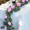 Fleurs décoratives 190cm Garland Rose artificielle avec vigne pour coureur de table