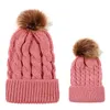 Boinas chapéus de inverno mulher mamãe e eu pai-filho maconha boné de flash mãe bebê knit chapéu pompons gorras para mujer