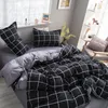 Bedding Sets Japanese Style Simple Plaid Stripe Set 3/4PCS Nude Sleeping Skin-friendly Duvet Cover Full Size Comforter