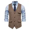 Gilet pour hommes rétro Gire Arrivée Plaid Plaid Pockets Banquet du bar à loisirs British Vintage Gentleman Gentleman Tweed British Vintage Gentleman.