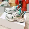 Nuevo color de color lvity boot dotado zapatos papá femenino qi wei el mismo aumento de zapatillas de cuero con zapatillas de deporte de fondo grueso