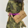 Lederen schoudertassen Bottegveneta Designer Bags 23 Down Crossbody tas Green Bread Bag Internet Celebrity C Zuster dezelfde stijl B geweven commuti hebben logo hbyh3o