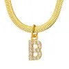 Gold Edelstahl Flat Snake Diamant Eingelegtes englische Halskette für Frauen mit 26 Buchstabenanhänger, Schmuckkette, Nackenkette
