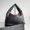 Tote in pelle bottini bottini da luppolo 24 Nuovo negozio di borsette in pelle Woven Borsa per donne intanita a ascelle