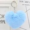 Nyckelringar lanyards fluffig kärlek hjärtan nyckelring nyckelring hänge handväska väska faux päls plånbok dekor bil nyckelchain tillbehör för kvinnor män