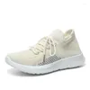 Lässige Schuhe Frauen Sneakers Modeplattform Sport Runde Tipp Paar trendy laufende Mesh Frau atmungsaktiven Frühlings Sommer