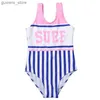 Jednoczęściowe patchwork w paski dziewczęta dla dzieci jeden kawałek stroje kąpielowej 2024 Summer dzieci Monokini Baby Baby Kąpiec Kącik Swimsuits XA012 Y240412