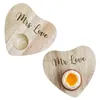 Tabaklar Ahşap Kalp Kahvaltı Yumurtası Kokusuz ve Toksik Olmayan Yumurta Standı Batı Akşam Yemeği Resmi Yemeği