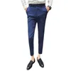 Mäns kostymer 2024 Spring/Summer Boys 'Croped Pants Korean Slim Fit Randiga avslappnade icke -strykbyxor