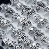 50 peças mix size tamanho pequeno anéis de crânio inteiros para homens homens declaração punk esqueleto jóias de moda3253179