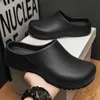 Chef Shoes Men Slides Trendy Ultralight Eva Slipper Comfortable Women Nurse Shoes Clogs Slip on Loafers Summer Male Sandals 240401