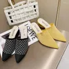 Slipare Maogu Kvinnlig Baotou Evening Party Shoes Heels Mules Plus Size 43 2024 Kvinnor Summer Ytter Wear Fashion Point Knit Half Slipper