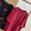 女性のTシャツプラスサイズ3Dラブタオル刺繍女性Tシャツ150kg XL-4XLスタンピングダイヤモンド女性ティー2024夏の新しい半袖トップY2KL2403