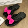Kapcie modne damskie buty domowe damskie łazienka na plażę dla bez poślizgu miękkie obuwia kobiety kobiety