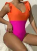 Swimons de maillots de bain en un morceau de maillot de bain Femme Ruffled V-Neck 2024 Backless Bathing Feme Femme Sexy Monokini Summer Beach Wear Wear Body
