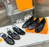 Designerschuhe Mode Frauen Romy Flat Slingback Pumpe flacher untere klobige Absatzkleid Nackte Schuhe Größe 35-41