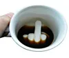 Kreatives Design weißer Mittelfinger Becher Neuheit Style Mischung Kaffee Milch Tasse Lustige Keramik -Becher 300 ml Kapazität Wasser Cup6756520