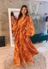 Pinkoz Runway Designer Summer Summer Summer Orange Imprimé Robe maxi Single Breasted Lantern Sleeve Long Party Holiday Vestidos Sashes 240410