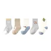 5 paies en bas âge pour bébés nés chaussettes coton printemps doux stretch girl automne infant boy kids sock carton 0-5t 240409