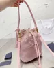 Kobieta worki słomkowe nylonowe torby na ramię torebki torebki łańcuchowe projektant Crossbody Baguette Lady Małe tynki wiadra