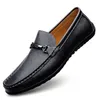Casual schoenen 2024Designer Echte lederen mannen Mode Trend Merk Kleding Zakenschoen Flat Office Driving Loafers Plus Size36-46