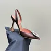 Neue Stil Amina Muaddi Sandalen Heeled Satin Speced Slingbacks Bowties Pumps Crystal-Suower Frauen Seidenkleid Designer Party Heels Hochzeit sexy Pantoffeln