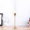 Candele per candele 3pc Porta in metallo Candlestick Europeo Decorazione di nozze occidentali oggetti di scena regalo di San Valentino Ornamento