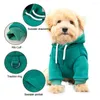 Hundkläder mjuk borstad fleece hoodie med fickan för hundtröjor kläder monokrom tröja
