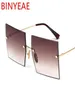 Luxus übergroße braune Sonnenbrille Frauen Red Randless Square Shades Italien Designer Clear Sun Glass Frauen Männer Mode Sunnies16919122