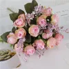 Decoratieve bloemen Kunstmatige rozenbloemt Boeket Bruiloft Decoratie 15 Hoofden Silk Fake Roses Flores Home Decor Bunches