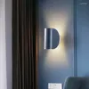 Duvar lambaları Yaratıcı Nordic Oturma Odası Yatak Odası Başucu Sadelik Lambası Makaron Sergi Salonu Çalışma Dönen LED Renk