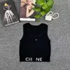 Tanks de mujer Camis Designer 2024 Summer Small Small Fragance Metal Letting de la etiqueta de la cintura envuelta Camilla de tanque elástica de punto de punto para ropa exterior y ropa interior 0DEC