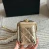 Kvinnors lyxmärke Metallfärger Guld Silver Ball quiltade Vanity Box -väskor med spegel Diamond Lattice Justerbar kedja Retro Crossbody Purse 7 Färger 16cm