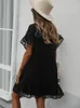 Msfilia sexy v cou de coue courte femme solide robes noires robes noires pour les laddies Style de vacances d'été printemps 240415