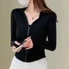 Женские куртки UPF50 Slim Fit Sun Защита для женщин, носящих устойчивые к ультрафиолетовому ультрафиолетовому ультрафиолетовому ультрафиолетовому ультрафиолетовой одежде.