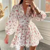 Abiti casual Eleganti mini con gonne corte stampate floreali set per donne Abito a maniche da tre quarti a tre quarti di vacanza