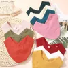 Bibs Burp Tissu 3pcs Baby Nourching Drool Bibs Salive Triangle Triangle Couleur Couleur Écharpe Bandana Coton Soft Coton Bib Alivable Butt Burp Tissu Y240415Y2404173N5I