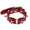 Andra armband röda spiknitar armband för kvinnor punk goth pu läder armband manschett armband med halloween festival smycken harajukul240415