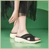 Slippers Summer Femmes 2cm plate-forme 5cm High Heels Lady confortable Hook Cross Connection Vacation Female Couleur solide Lippers