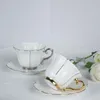 Xícaras pires de café de cerâmica criativa xícara de café e pires com linhagem dourada porcelana Tea caneca de bebida clássica presente