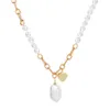 Collier de perles baroques, pendentif en métal pour femmes avec chaîne de clavicule patchwork, collier de conception à la mode, luxueux et de niche